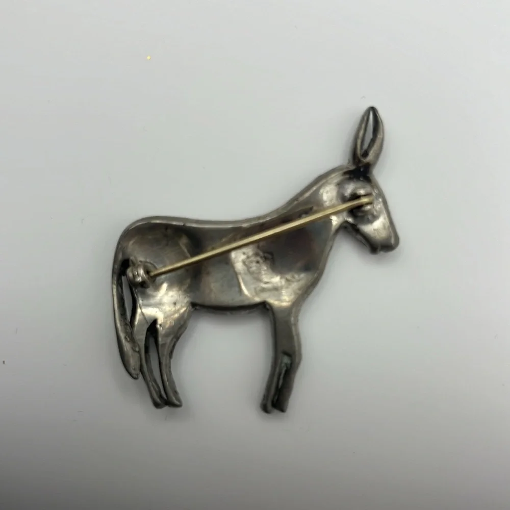 Vintage Rhinestone Donkey Elephant Penguin Dog & Bee (Signed Kramer) Brooch lot - Picture 3 of 11